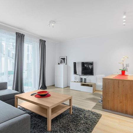 Apartamenty Homely Place Blisko Starego Rynku - Parking Poznan Exterior photo