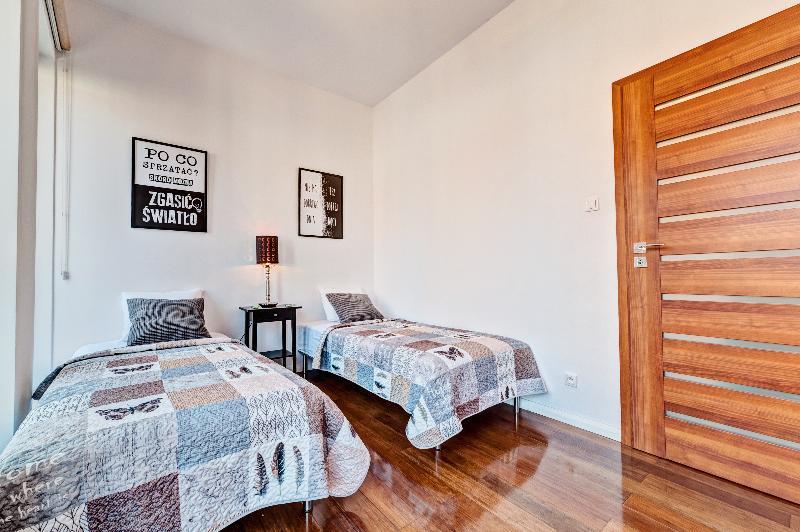 Apartamenty Homely Place Blisko Starego Rynku - Parking Poznan Exterior photo